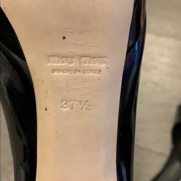 MIU MIU black patent leather peep toe pumps - Picture 11 of 11